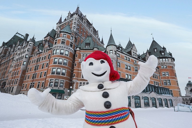 quebec-city-bonhomme
