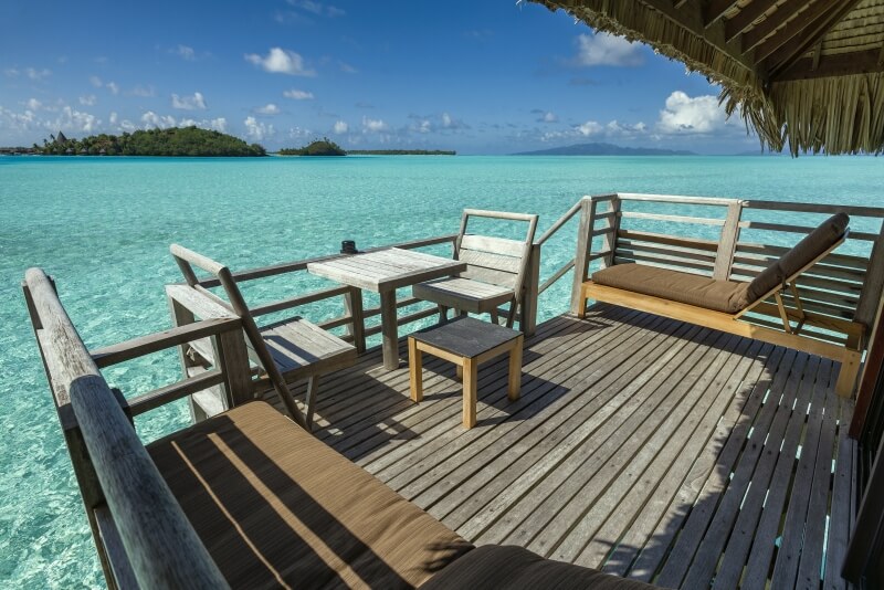 canada-experience-bora-bora-IC-Moana-End-of-Pontoon-Lagoon-View-terrace
