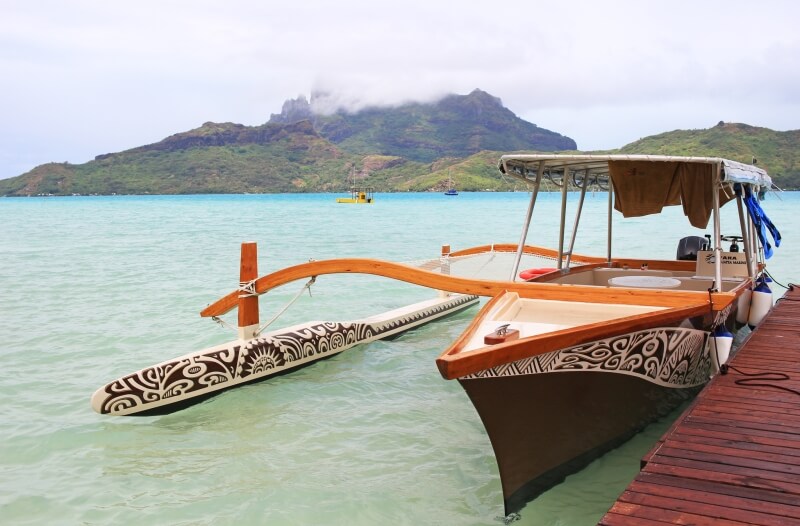 canada-experience-bora-bora-boat-Cultural-Lagoon-Tour©BBCLT-featured